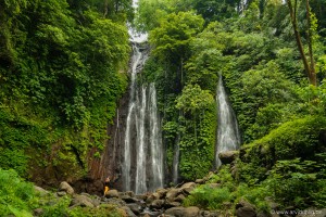 Dieses schöne Prachtstück von Wasserfall liegt nur etwa 15 Minuten schönen Fußmarsch von unserem Daheim entfernt...